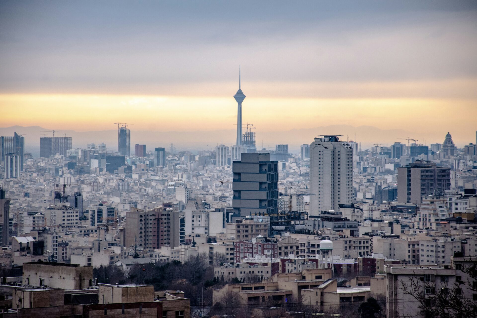 Hosein charbaghi zq5iehmighw unsplash
